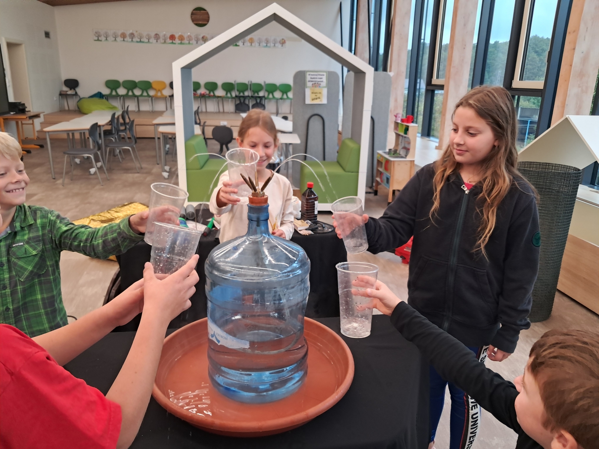 Image „Ogień, woda, powietrze” - Teatr Fizyki